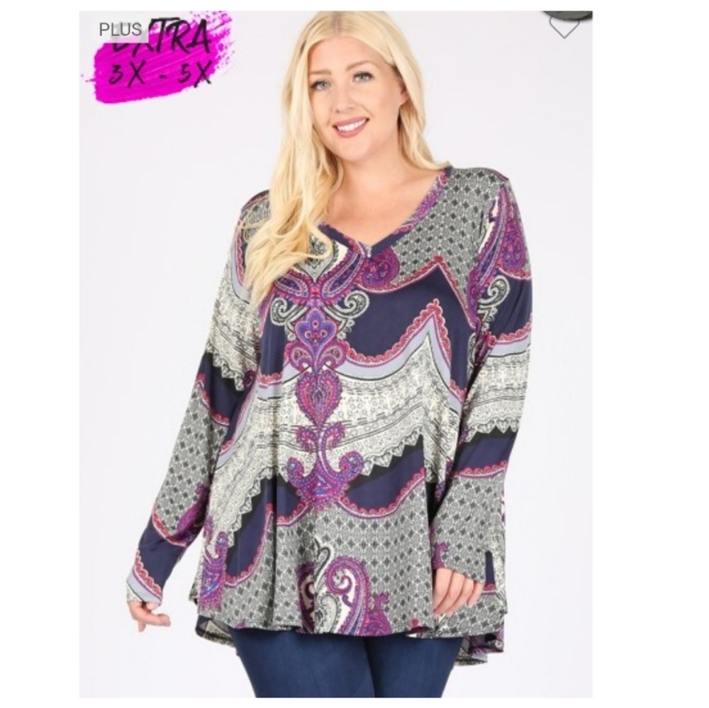 Plus size paisley top